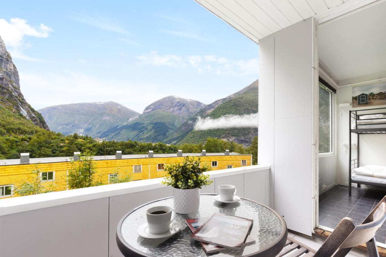 Trolltunga Hostel Tyssedal Bagian luar foto